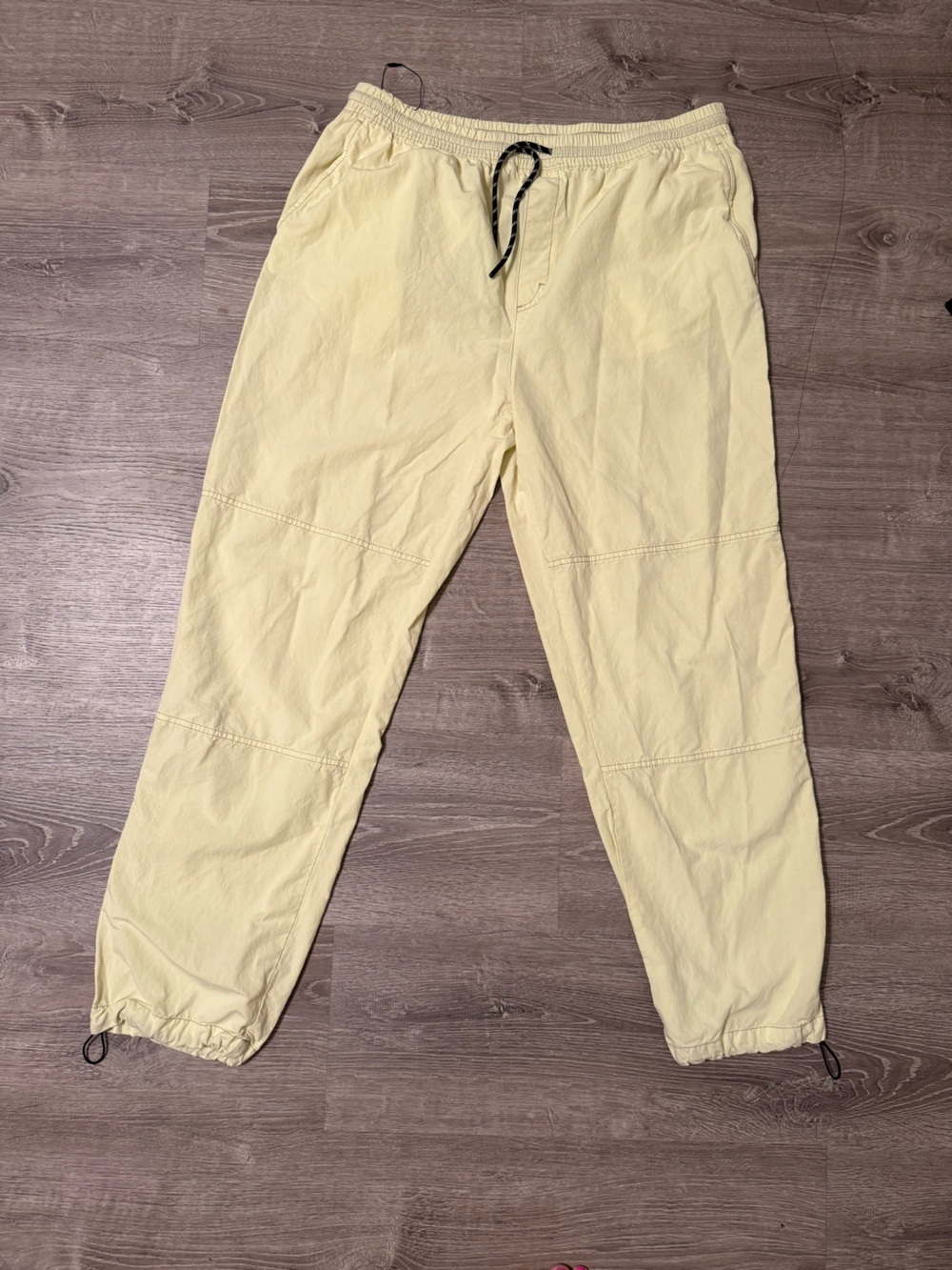 Zara Pale Yellow Sweatpants